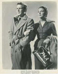 1954 Joan Collins and Van Johnson in a publicity shot complete with Pan Am flight bag.